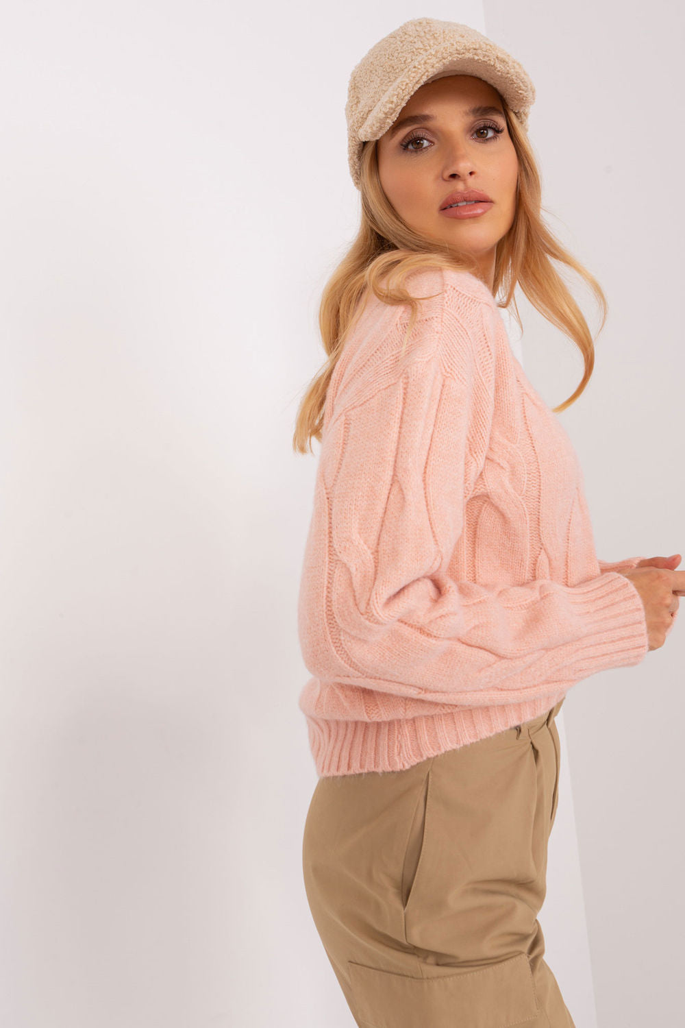Pullover model 231705 Factory Price
