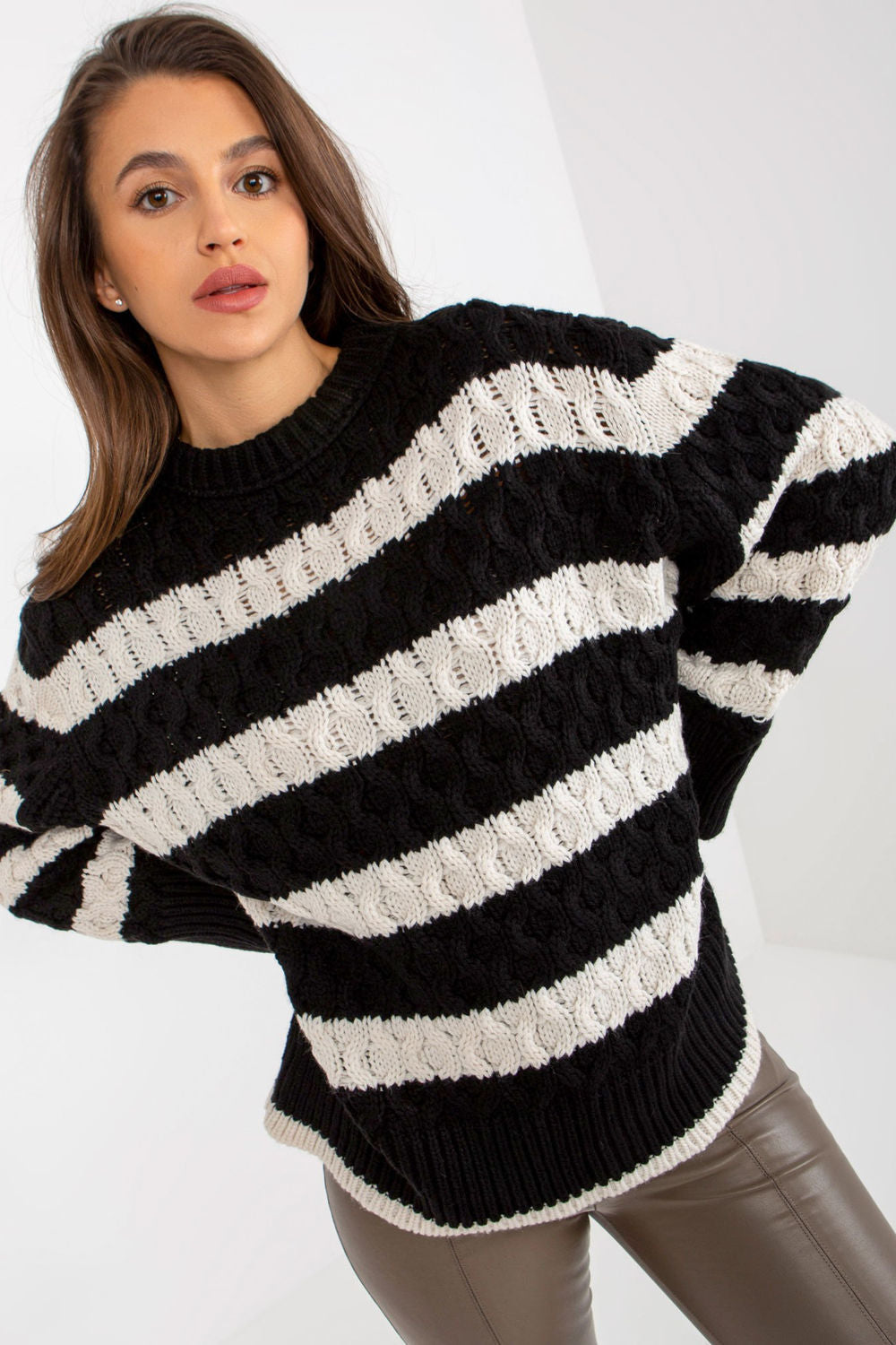 Pullover model 231708 Factory Price