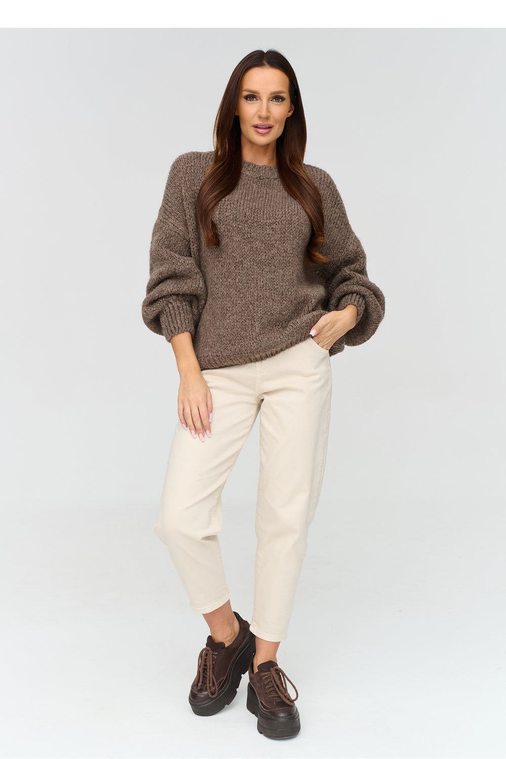 Pullover model 231986 Makadamia