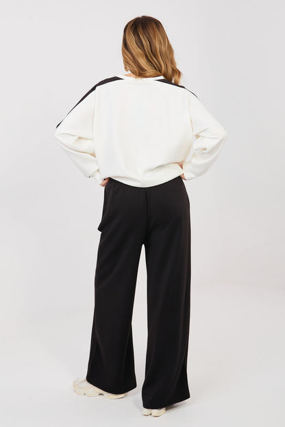 Set model 232202 Rue Paris