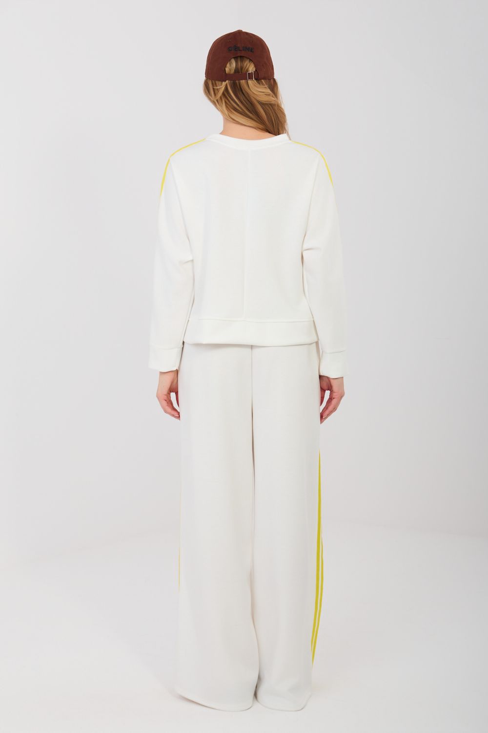 Set model 232207 Rue Paris