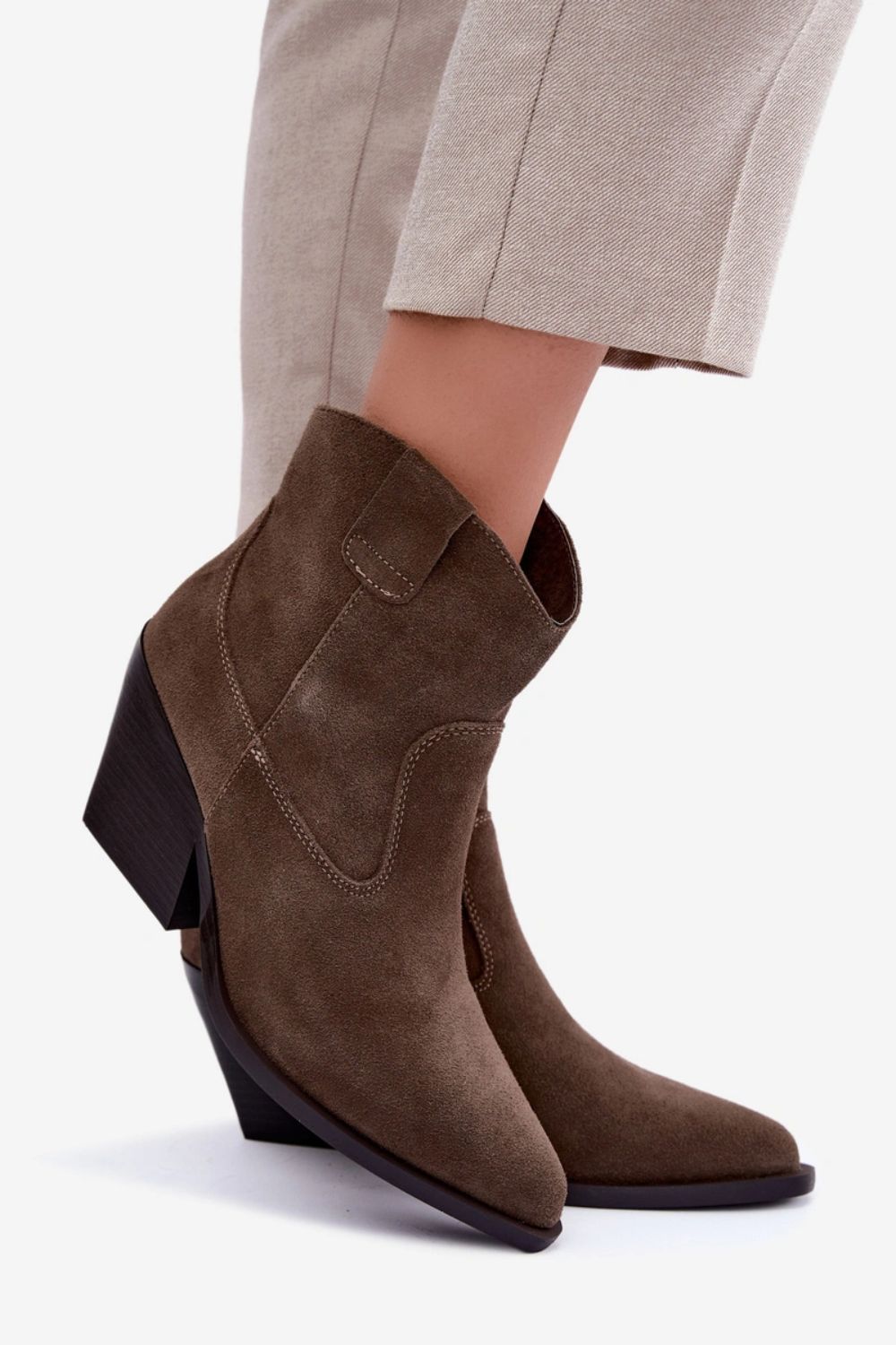 Stiefeletten mit Absatz model 232348 Step in style