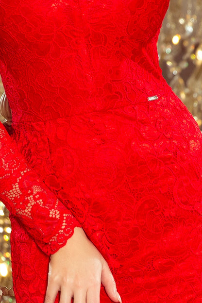 170-6 Spitzenkleid mit Ausschnitt
