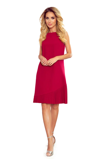 308-2 KARINE - trapezförmiges Kleid mit asymmetrischer Falte