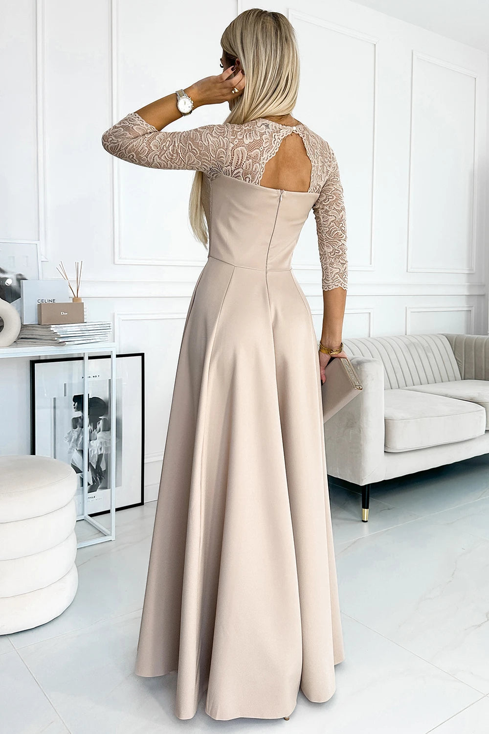 309-10 AMBER Spitze, elegantes langes Kleid mit Ausschnitt und Beinschlitz