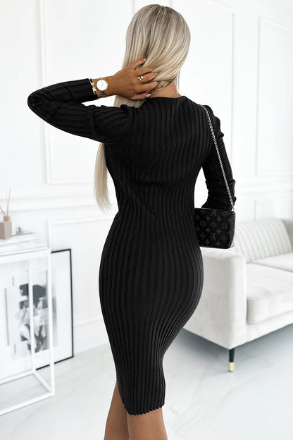 570-1 Bequemes Pulloverkleid mit V-Ausschnitt