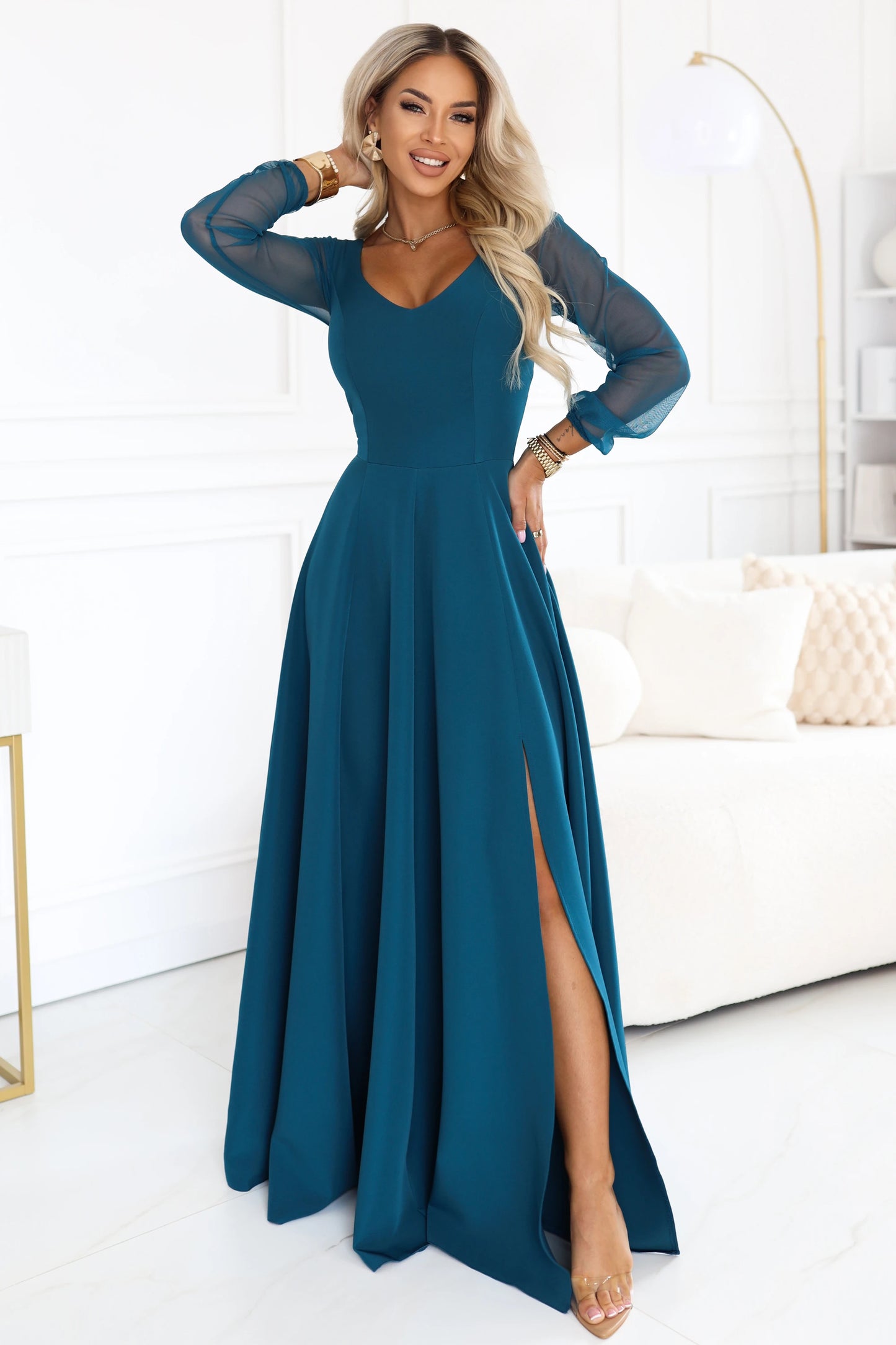 640-7 LORETTA Außergewöhnliches langes Kleid mit Tüllärmeln und Ausschnitt - meergrün