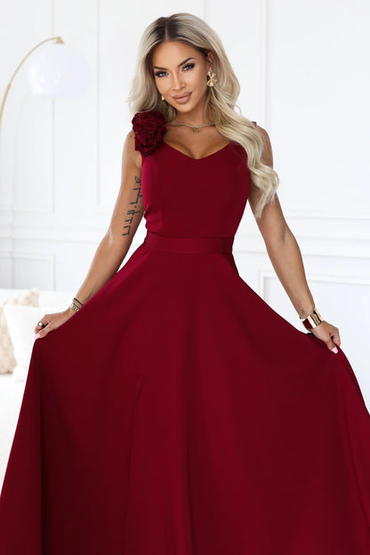 643-9 Elegantes Abend-Maxikleid mit Schlitz und Rosen - bordeauxrot