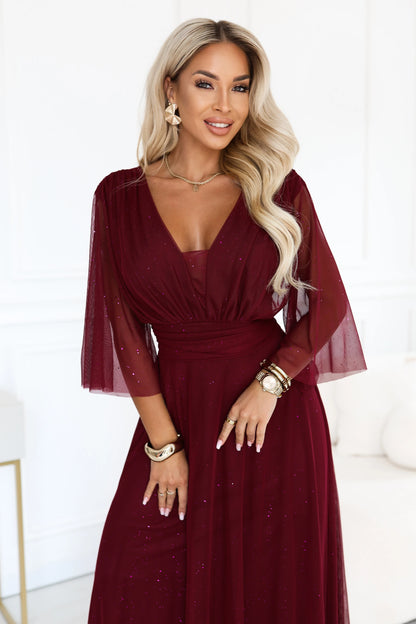 654-6 Langes schimmerndes Plus-Size-Kleid mit Ausschnitt und transparentem Ärmel - bordeauxrot