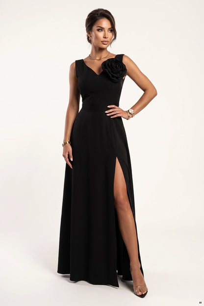 669-6 Romantisches Maxikleid mit Blume an der Schulter und Schlitz - klassisches