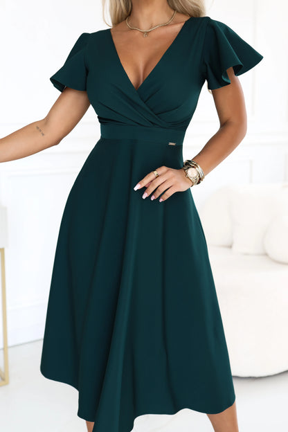 675-2 Ausgestelltes Midikleid mit Wickelausschnitt und kurzem Ärmel