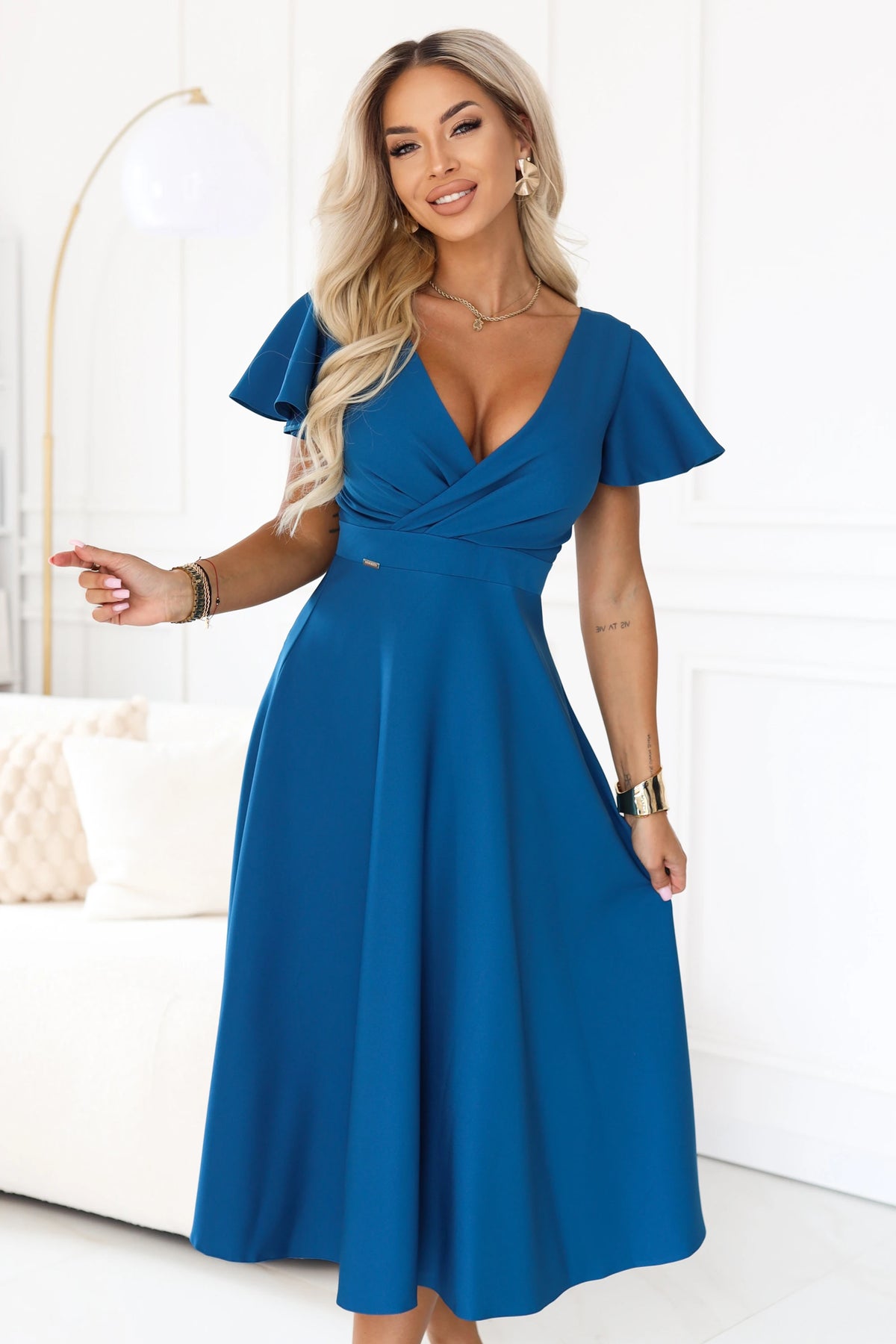 675-4 Ausgestelltes Midikleid mit Wickelausschnitt und kurzem Ärmel - meergrün