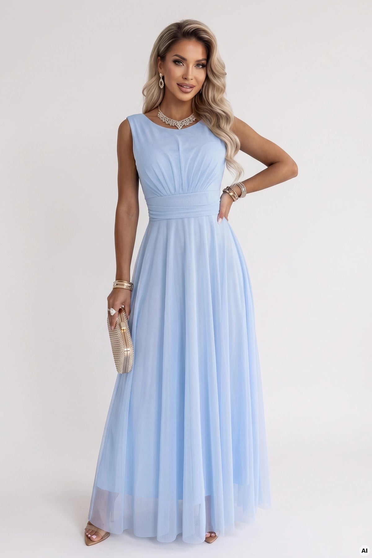 678-1 ELIRA Langes Tüll-Maxi-Kleid mit rundem Ausschnitt - Hellblau