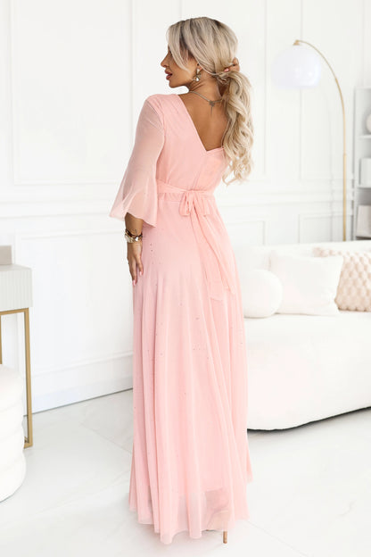 682-2 SOLENNE Langes schimmerndes Kleid mit Ausschnitt und Ärmel - pfirsichfarben