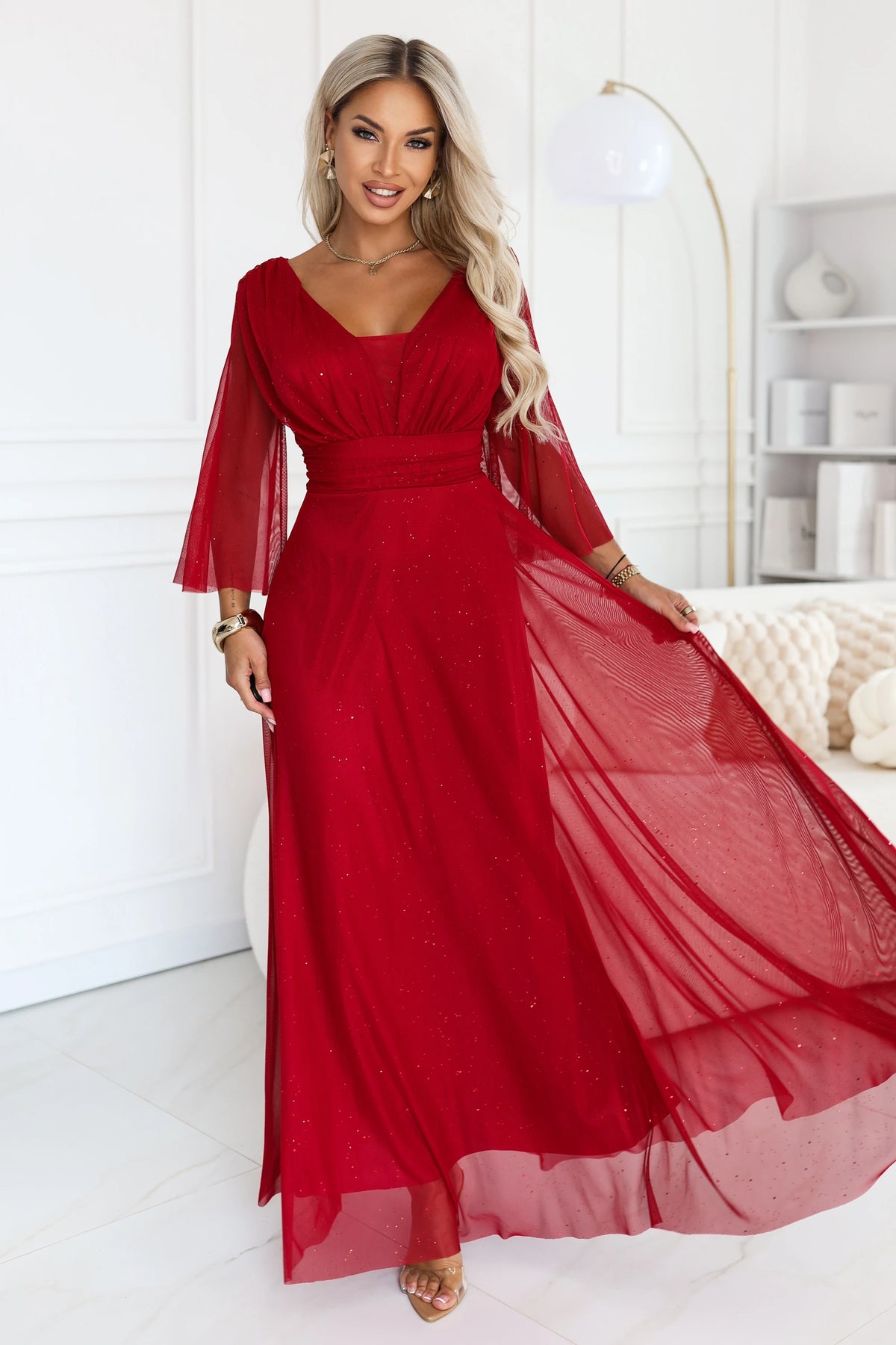 682-4 SOLENNE Langes schimmerndes Kleid mit Ausschnitt und Ärmel - hellbordeaux