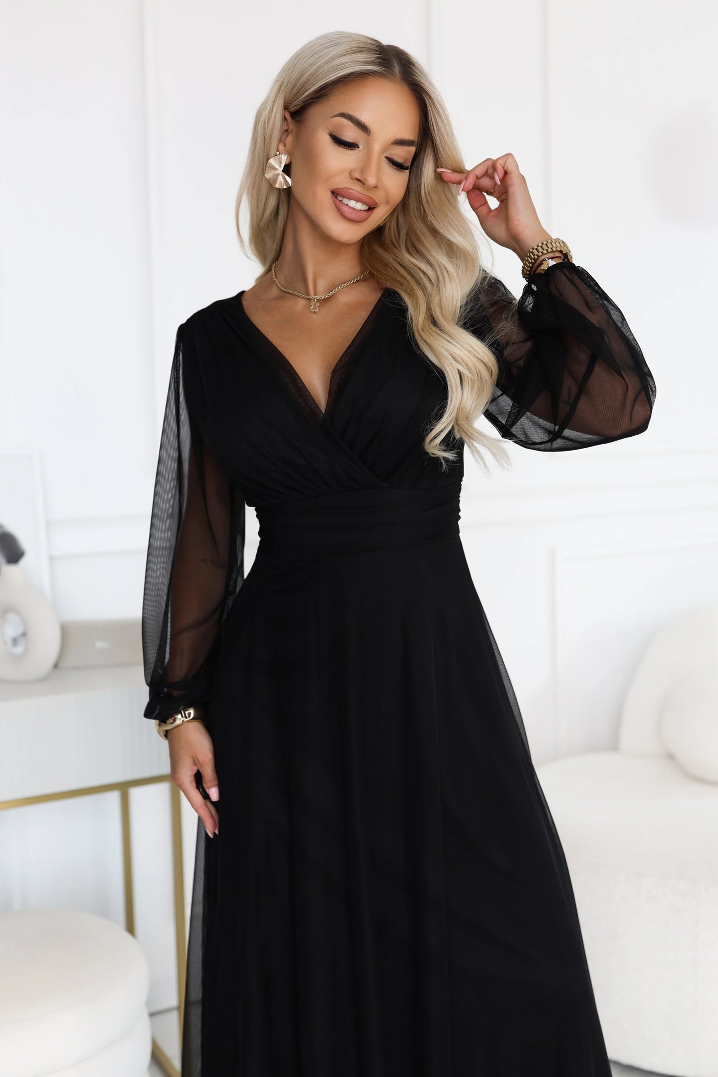 684-4 NERISSA Elegantes Tüll-Maxikleid mit Wickelausschnitt