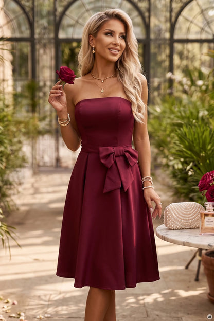 692-3 NAYA Elegantes trägerloses Korsett-Midikleid mit Schleife - bordeauxrot