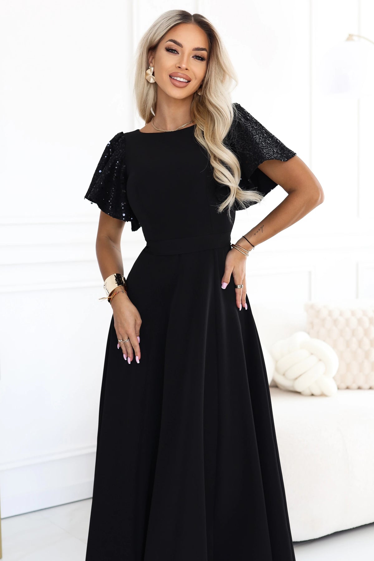 694-1 MIRELLA Elegantes ausgestelltes Maxikleid mit Pailletten-Ärmeln