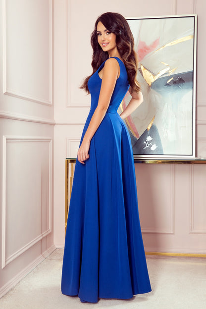 Langes Kleid model 140785 Numoco