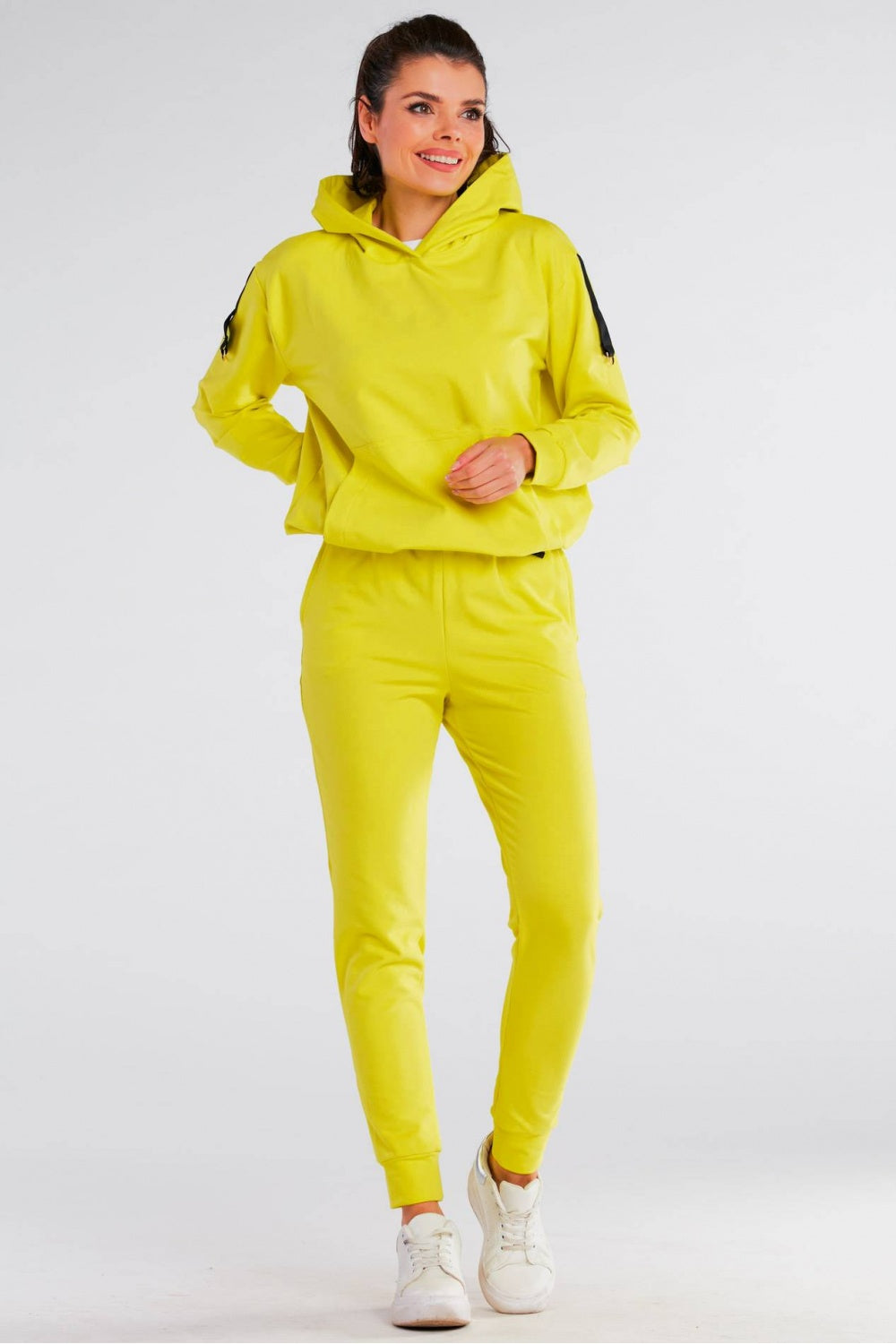 Sportanzug Hosen model 159257 Infinite You