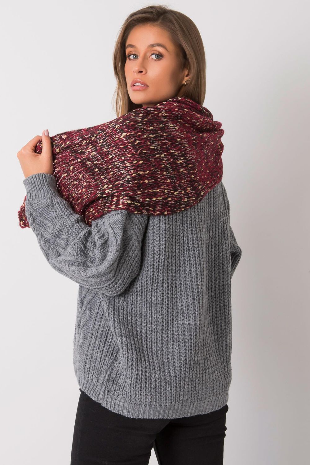 Scarf model 161163 AT