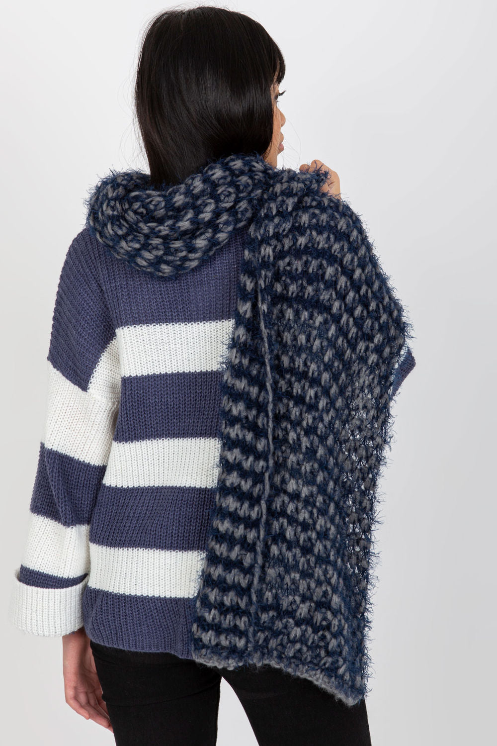 Scarf model 174876 AT