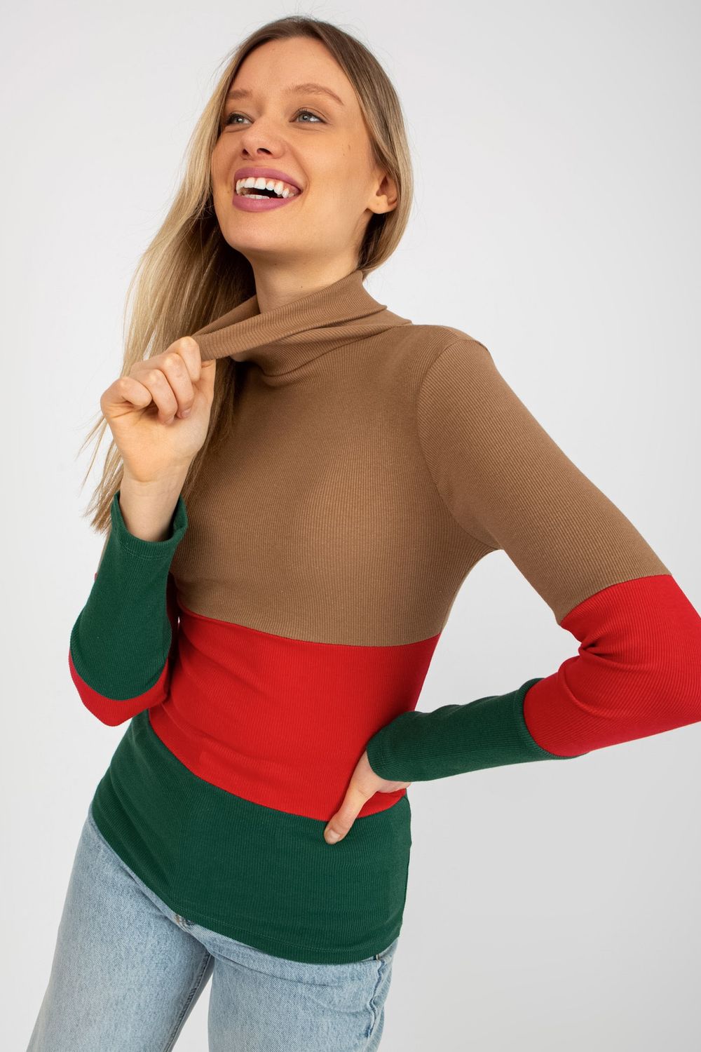 Turtleneck sweater model 176797 Relevance