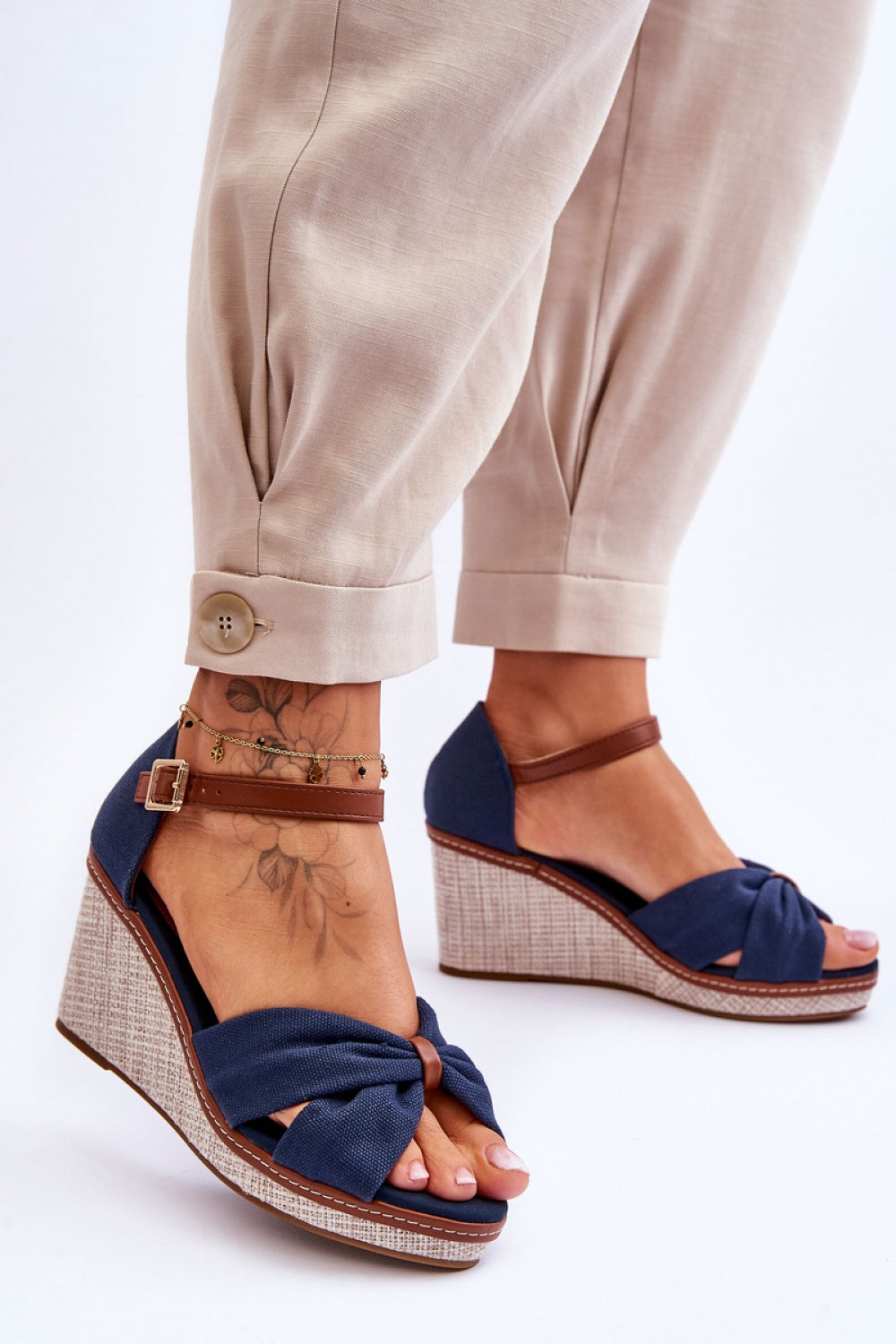 Wedge sandals model 179859 Step in style