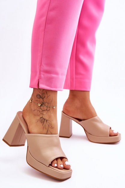 Slippers model 181070 Step in style