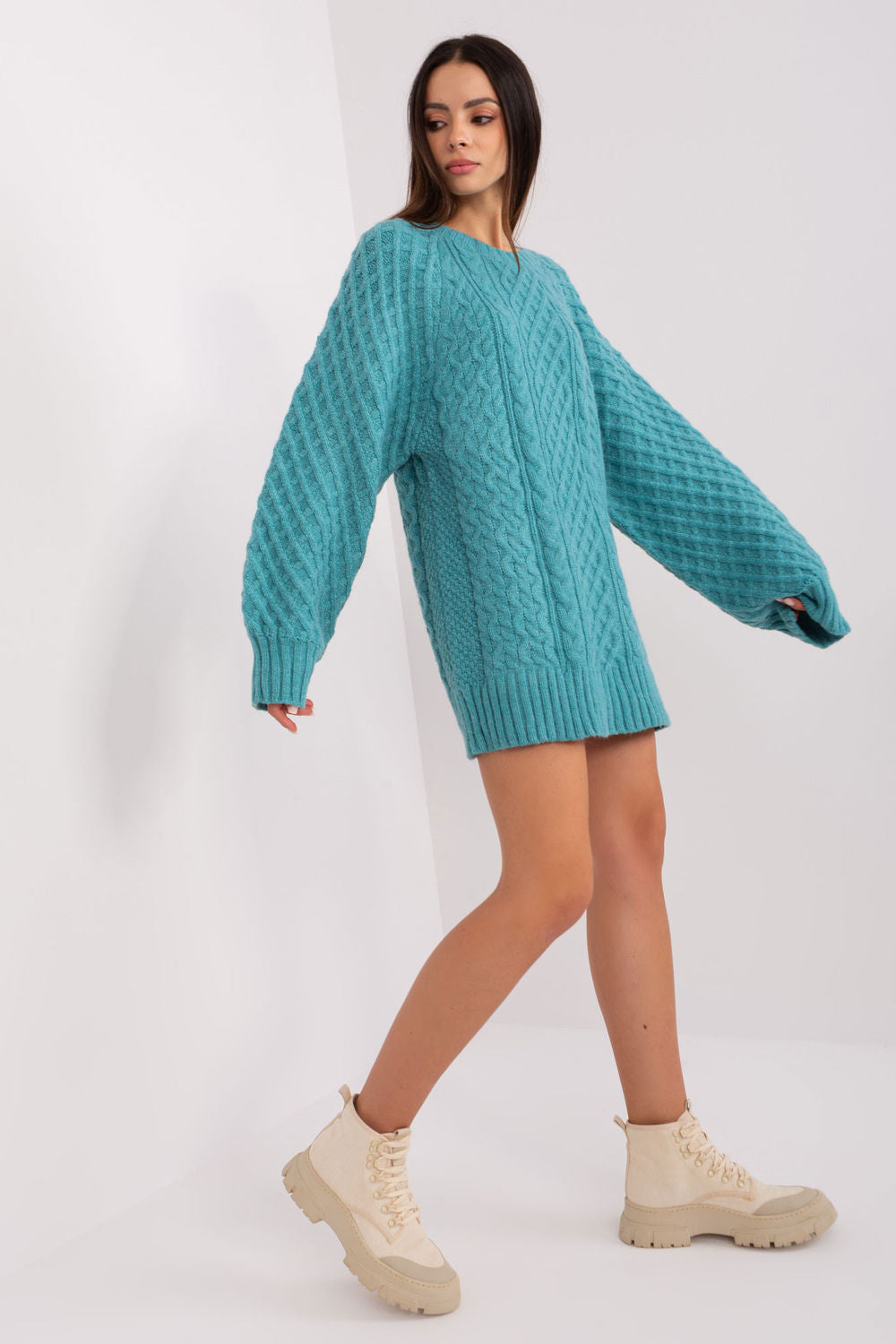 Long sweater model 185731 AT