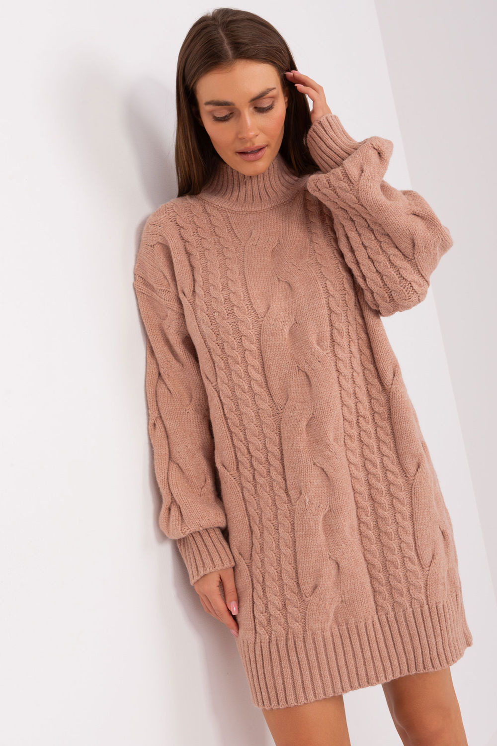 Long sweater model 185741 AT