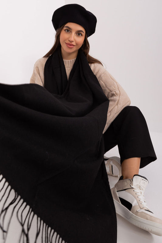 Scarf model 185891 AT
