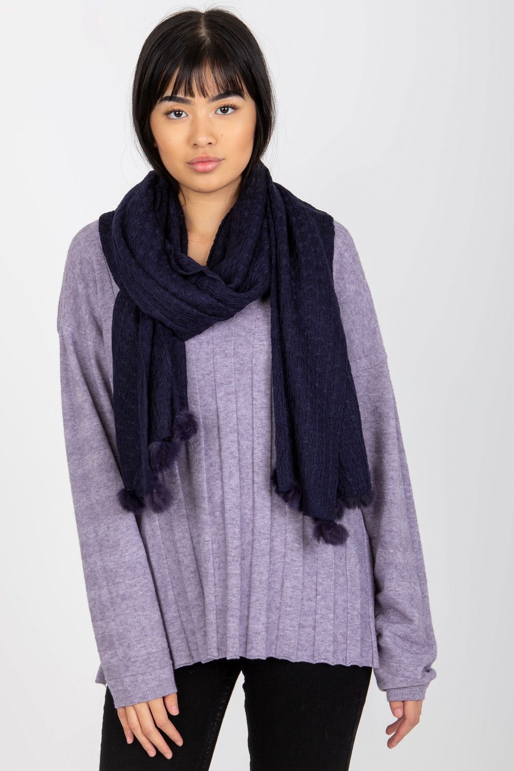 Scarf model 185905 AT