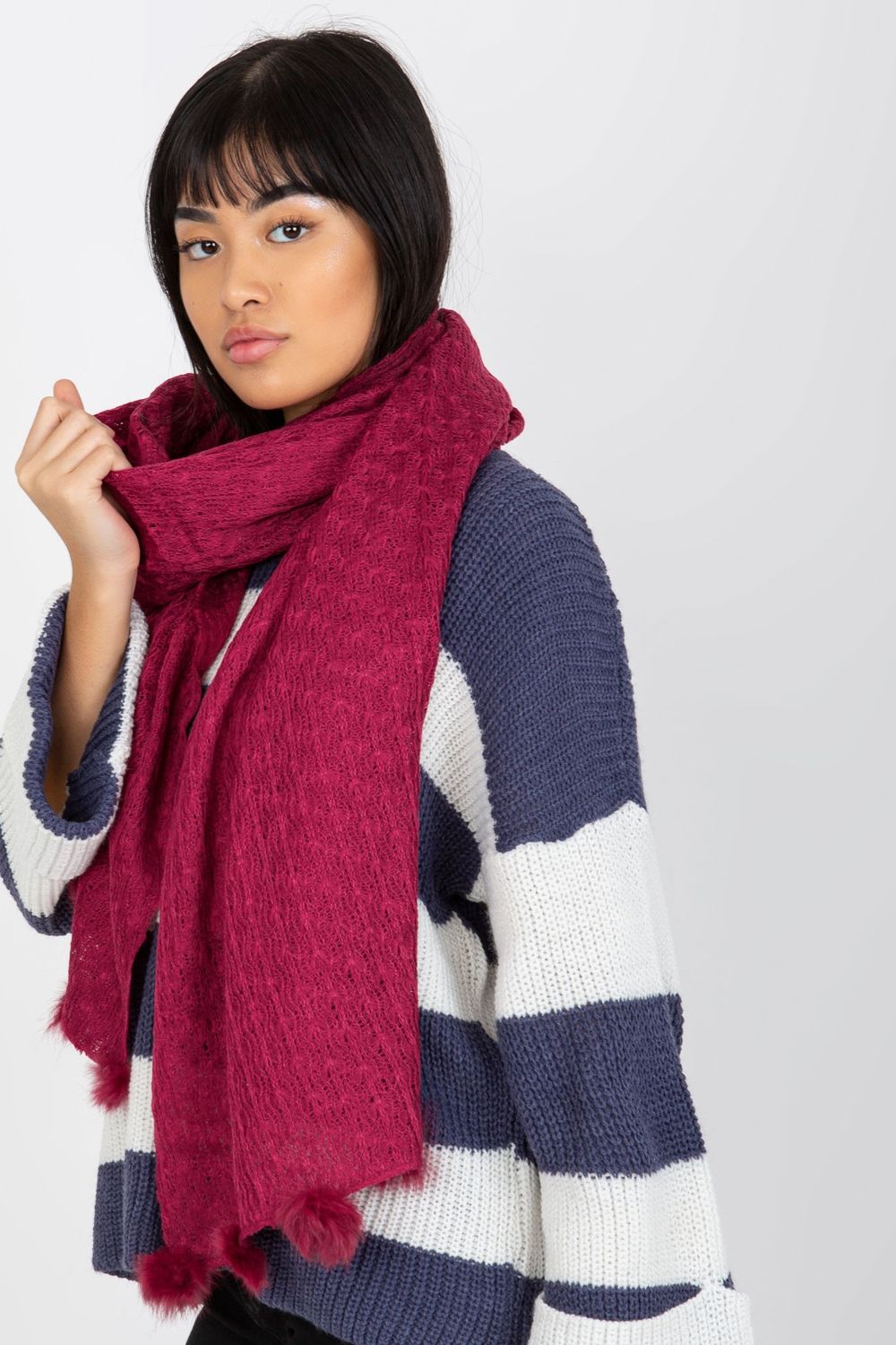 Scarf model 185906 AT