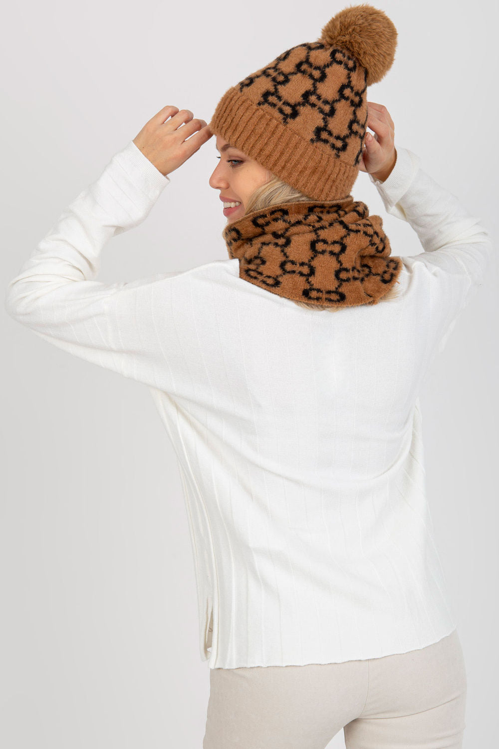 Beanie model 185913 AT