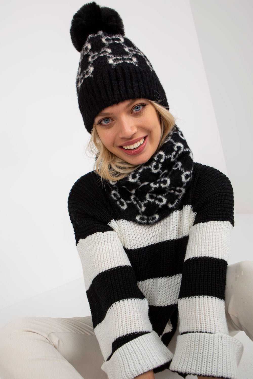 Tube scarf model 185920 AT