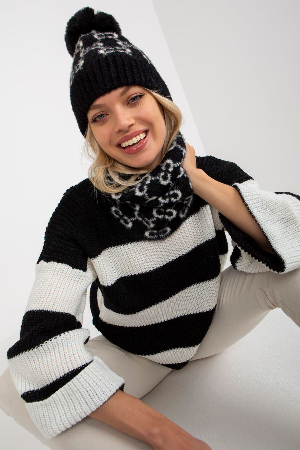 Tube scarf model 185920 AT