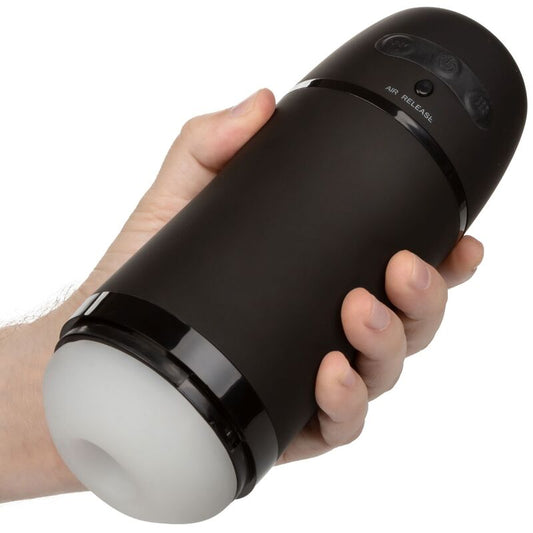 CALEXOTICS - VIBRIERENDER SAUGMASTURBATOR MIT OPTIMALER LEISTUNG