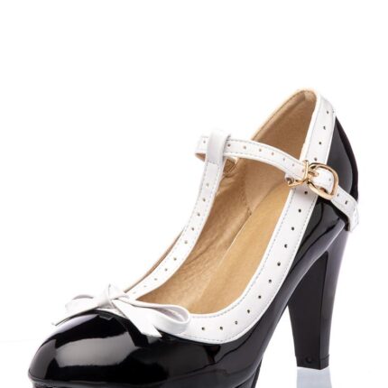 T-Strap Pumps 41