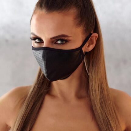 2-lagige Maske 002 mit perforiertem Wetlook und Baumwolle Oeko Tex