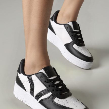 Sportschuhe model 210186 Inello  (41)