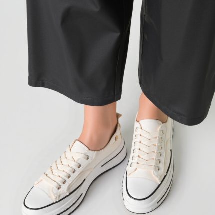 Sportschuhe model 210236 Inello  (37)