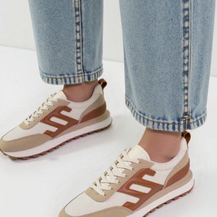 Sportschuhe model 210249 Inello  (37)