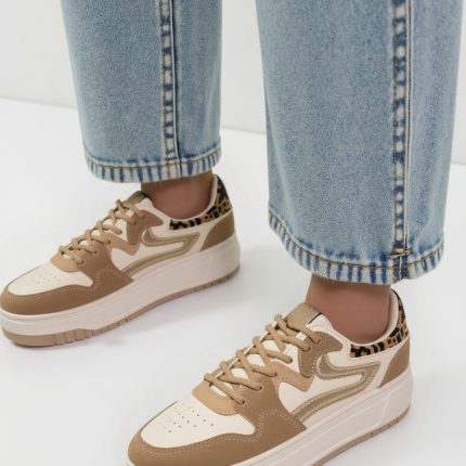 Sportschuhe model 210255 Inello  (37)