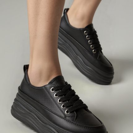 Sportschuhe model 210270 Inello  (37)