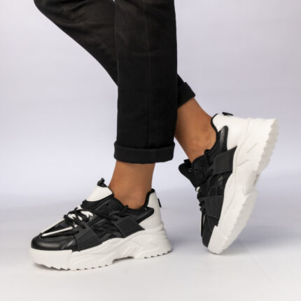 Sportschuhe model 210378 Inello