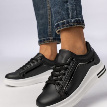 Sportschuhe model 210586 Inello  (39)