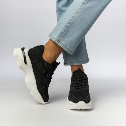 Sportschuhe model 210592 Inello  (40)