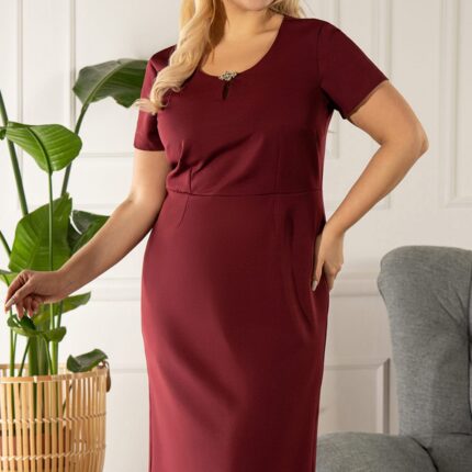 Plus-Size Kleider model 175230 Karko