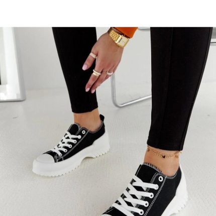 Sneakers model 207547 Solea  (38) - Größe 38